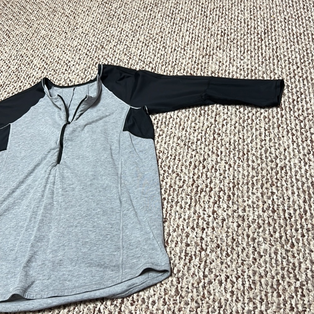 Lululemon - Picture 6 of 8